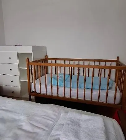 Modern Spacious Vis Apartment! 5min Cafes *