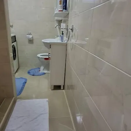 דירה Modern Spacious Vis Apartment! 5min Cafes Raška