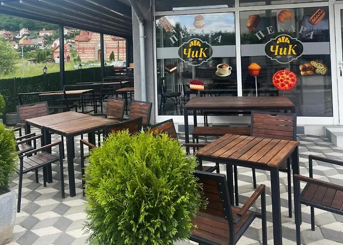 Modern Spacious Vis Apartment! 5min Cafes Апартаменты