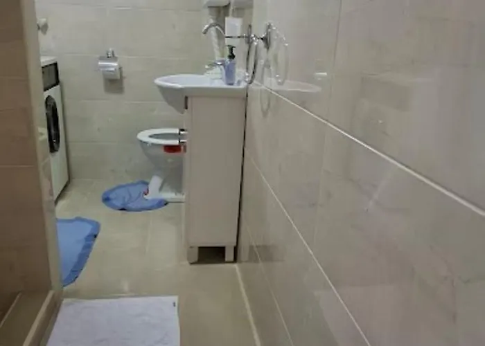 Апартаменты Modern Spacious Vis Apartment! 5min Cafes Raska